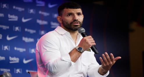 أجويرو: صلاح جدد عقده مع ليفربول حتى 2027